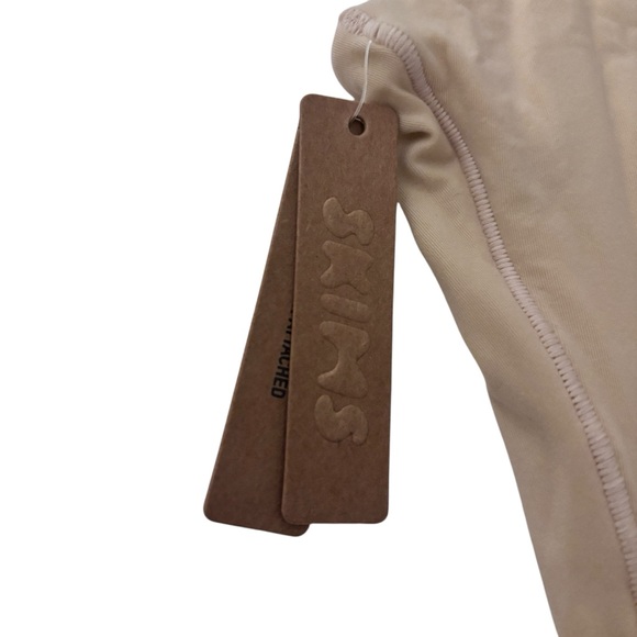 Skims Fits Everybody Sand High Neck Body Suit Sz M - Picture 4 of 4